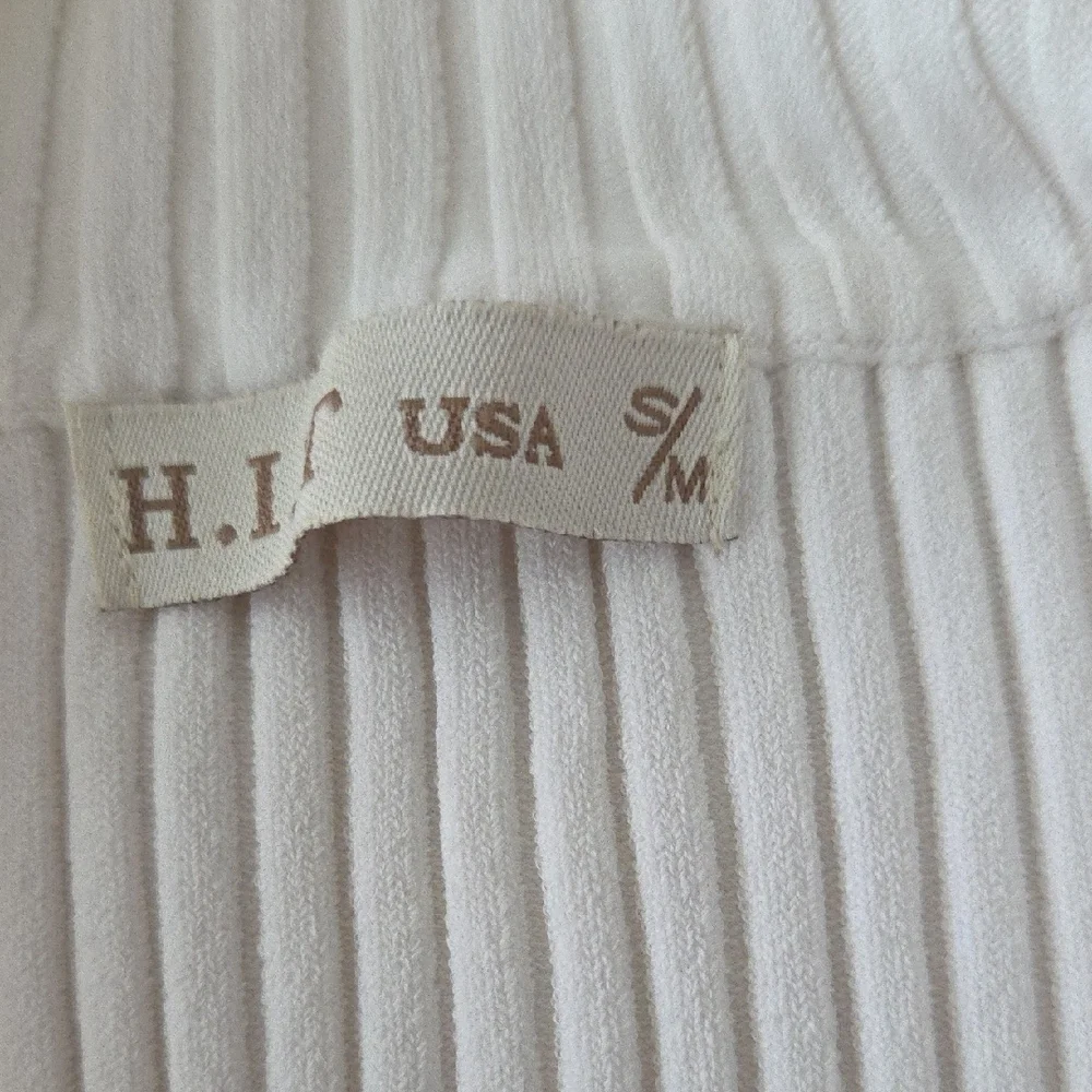 White Ribbed Sleeveless Rhonestone Zippered - Picture 2 of 7
